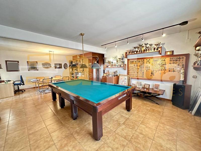 Foto 7c1a2b1d-b814-4361-bbc6-c16a7d3eed0e. Maison avec chauffage parking piscine dans Centre Sabadell