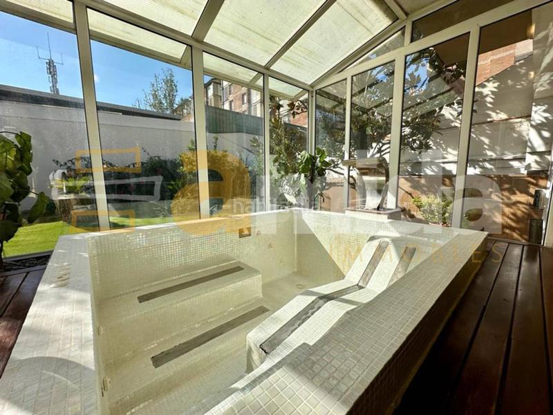 Foto 81335f64-a864-4d0b-bc56-cd56dc14fb76. Maison avec chauffage parking piscine dans Centre Sabadell