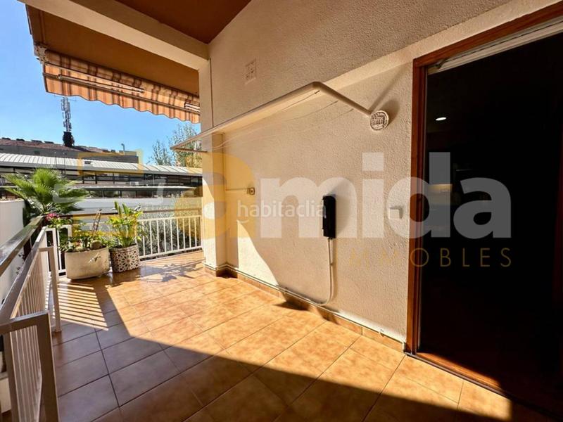 Foto be6cf201-5f19-4c13-865e-19783820cd17. Maison avec chauffage parking piscine dans Centre Sabadell