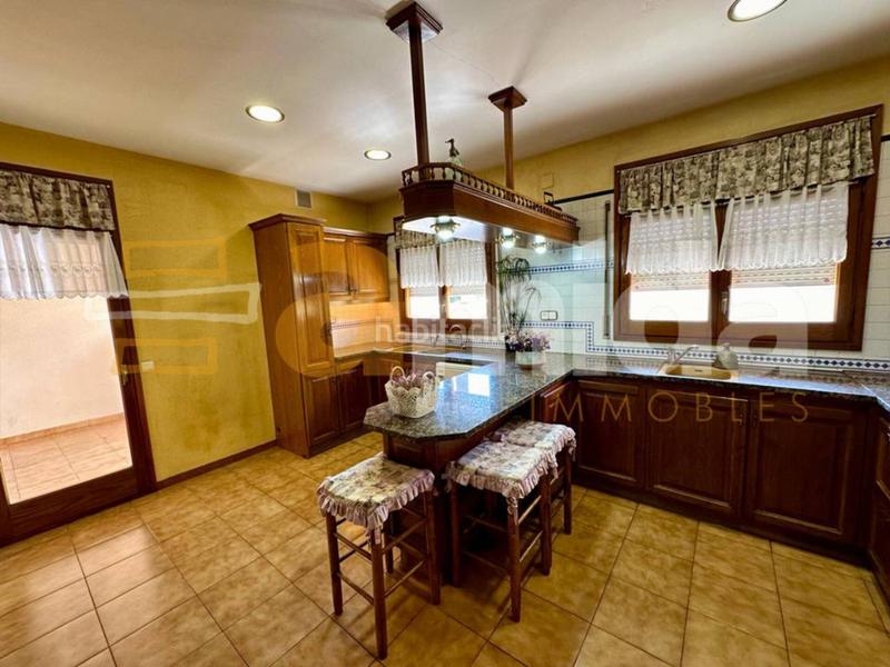 Foto e0d1b9ca-1dc0-4476-9aa5-9588d2cd3097. Maison avec chauffage parking piscine dans Centre Sabadell