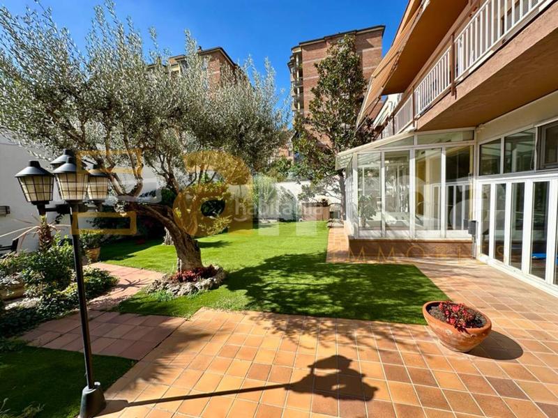 Foto f45e6b72-d24e-441c-b743-ef0b1ab78ce1. Maison avec chauffage parking piscine dans Centre Sabadell