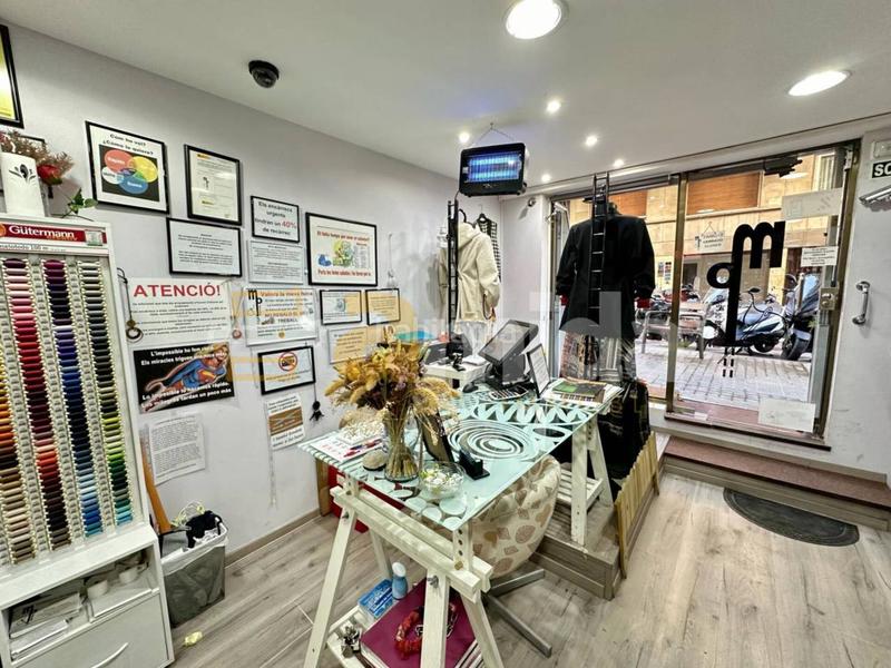 Foto 277e435e-0a13-4d37-9492-45b0e50cc225. Pas-de-porte local commercial dans Putget - Farró Barcelona