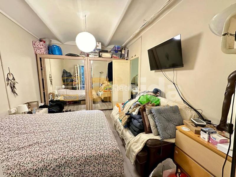 Foto 602bb244-3309-4951-8348-43c7593240a1. Pas-de-porte local commercial dans Putget - Farró Barcelona