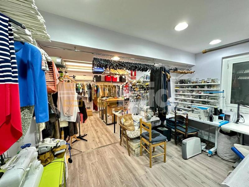 Foto 4aeb5289-129f-41f4-b3ee-b257f9298c07. Traspaso local comercial local en traspaso en la dreta de leixample en Barcelona