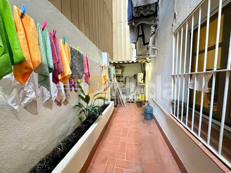 Foto 2e2c2365-93fd-4e30-bd85-1ec2ef3018cd. Trapasso locale commerciale in Putget - Farró Barcelona