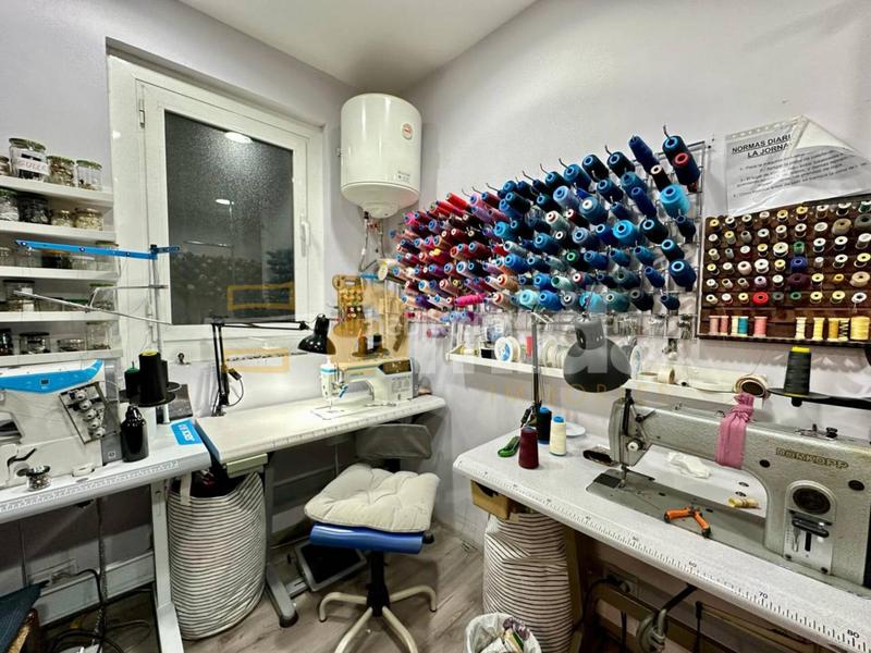 Foto 4e163d3f-cbb8-4e7f-8306-d6ec27d777cc. Trapasso locale commerciale in Putget - Farró Barcelona