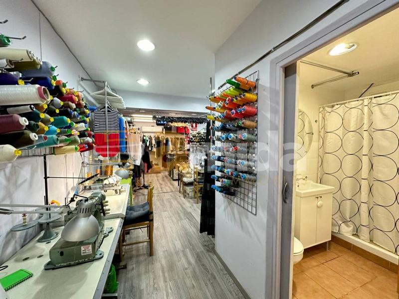 Foto 9a9ba937-1cd3-4c08-a616-b2df2d72a379. Trapasso locale commerciale in Putget - Farró Barcelona