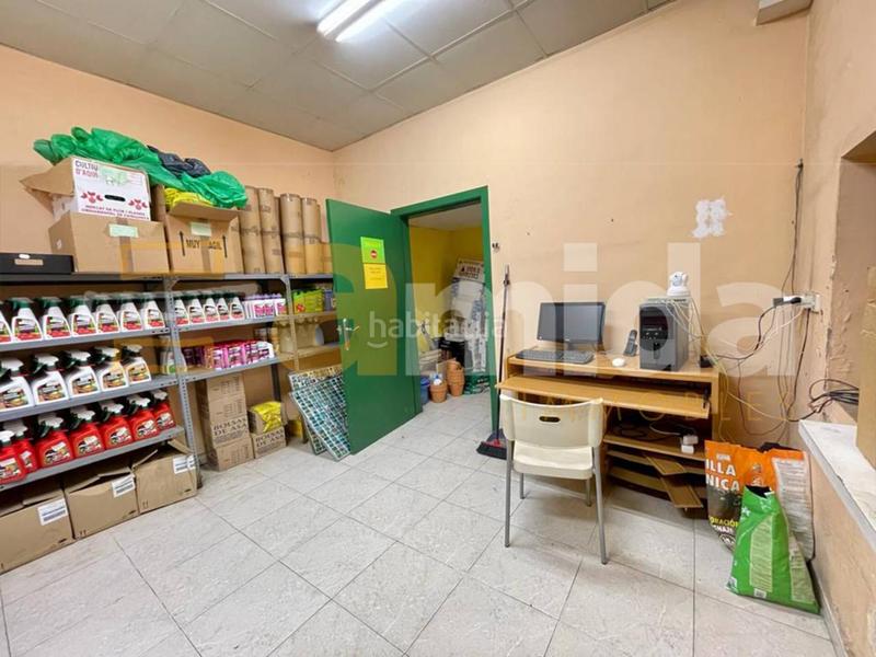 Foto 8fcbee7e-b614-459e-99d1-8a1c2fd33f17. Location local commercial dans Centre Sabadell