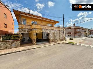Casa a Riells i Viabrea. Magnífica casa a 4 vents i cantonera a riells i viabrea