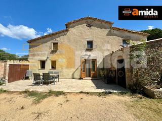Masia a Urbanitzacions del Nord. Casa en venta en llagostera