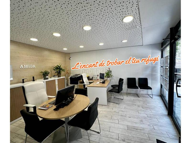 Foto e40e2a6a-a3a4-4d0c-80d4-8610d649cd18. Aparcament cotxe a Centre Sabadell