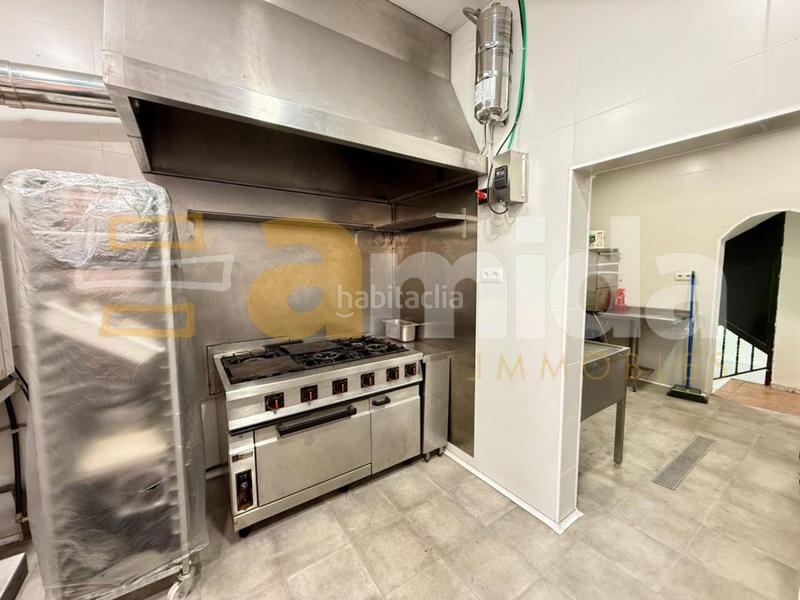 Foto 0836b818-8fde-4d58-8059-c448423f6d58. Traspaso local comercial local en venta en Gràcia en Sabadell