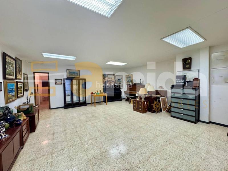 Foto 7cfab156-dfda-4a0e-ae6d-01797f22175c. Alquiler local comercial almacen en alquiler en Centre en Sabadell
