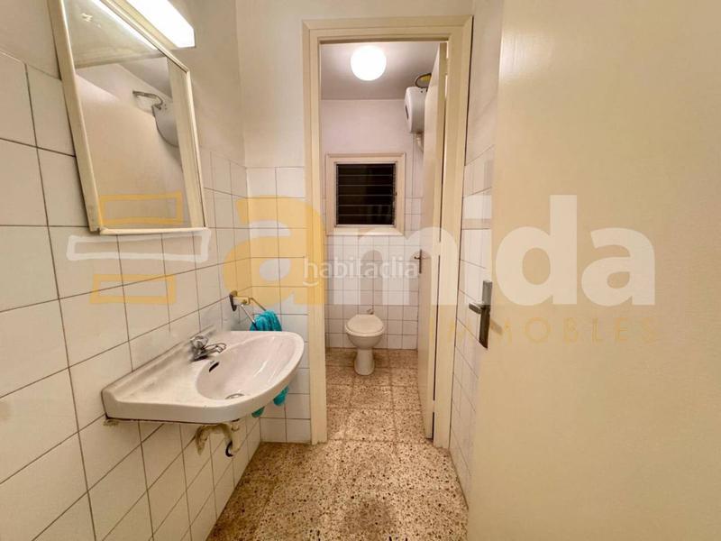 Foto 4b5fa009-ca89-4bdf-8846-3c1747f264af. Lloguer local comercial a Centre Sabadell