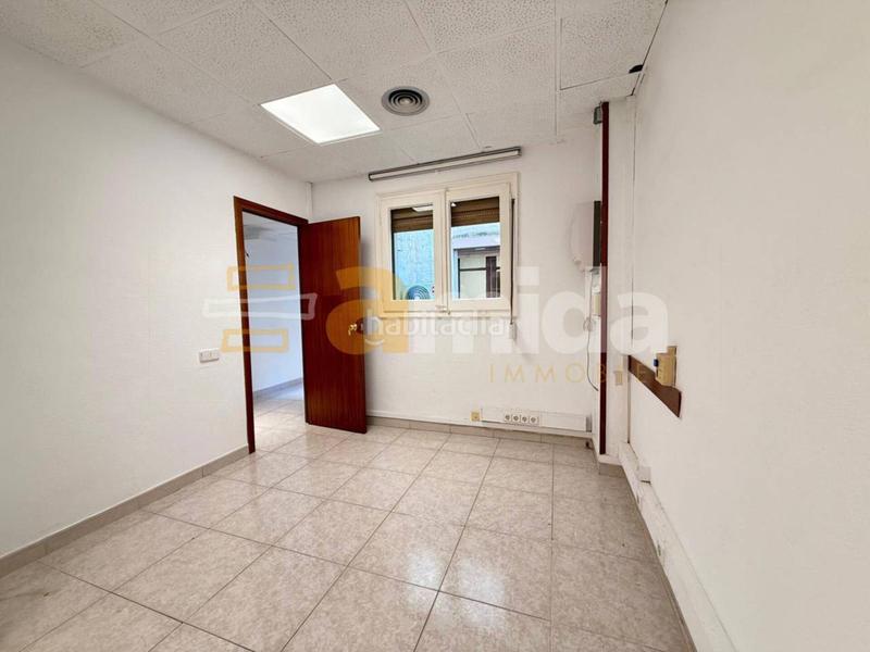 Foto cc2f524b-02c2-408c-a1d4-2e57b29333a6. Miete büro in Gòtic Barcelona