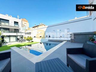 Casa a Creu Alta. Magnfica casa de obra nueva con patio y garaje en la creu alta.
