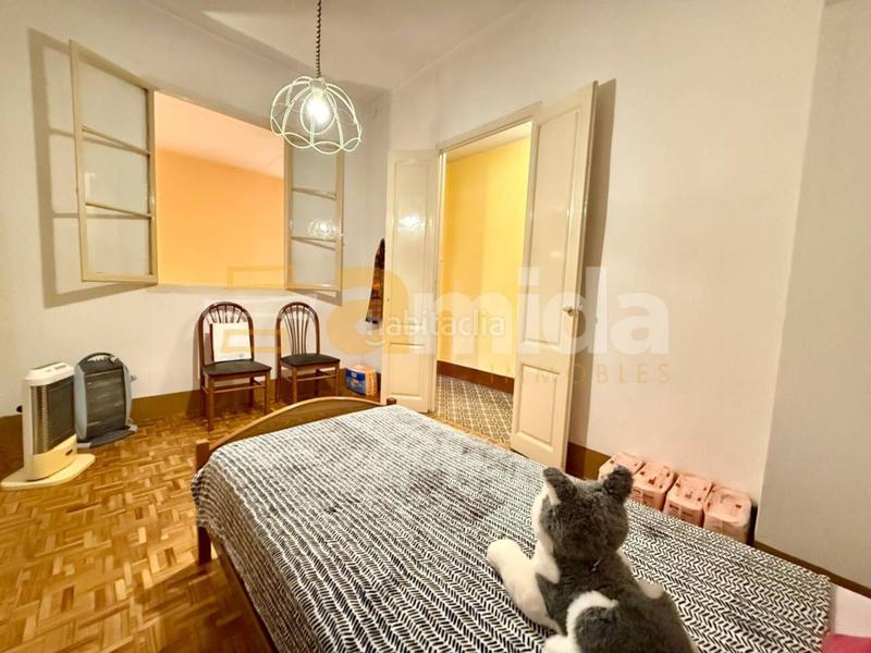 Foto 0bbc4dc0-b40b-4c63-94bb-8184cc225360. Casa  de 230m en el barrio de Covadonga, con múltiples posibilidades y un gran potencial para adaptarla a tu en Sabadell