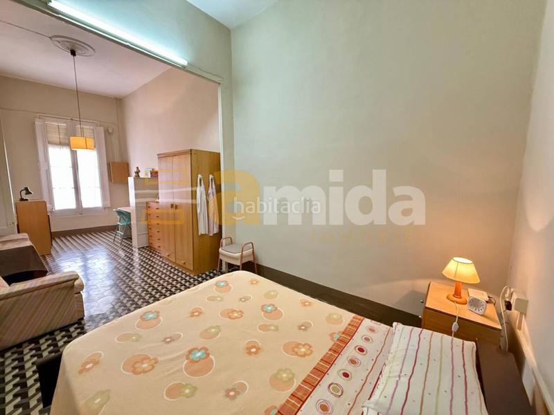 Foto 390d7fd2-65d5-44b8-94bb-aa65d2af6768. Casa  de 230m en el barrio de Covadonga, con múltiples posibilidades y un gran potencial para adaptarla a tu en Sabadell
