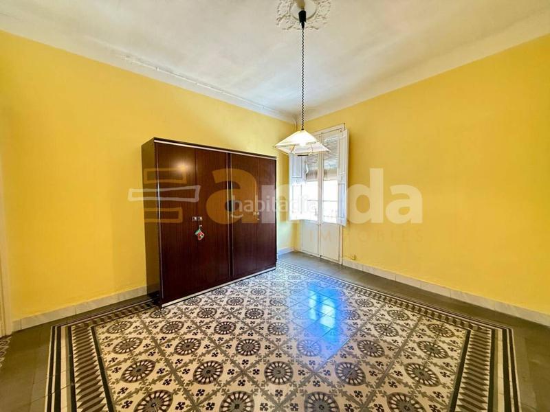 Foto 5dd4c93a-85b9-4388-8a1e-e241751dee1b. Casa  de 230m en el barrio de Covadonga, con múltiples posibilidades y un gran potencial para adaptarla a tu en Sabadell