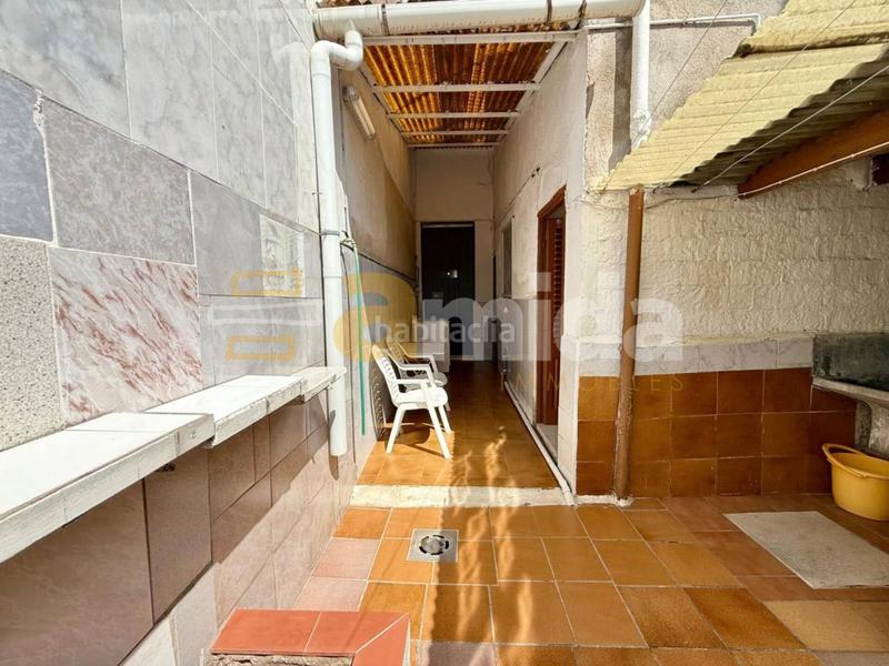 Foto 7ea6a711-f931-4905-a12a-8f77ef5a8fdd. Casa  de 230m en el barrio de Covadonga, con múltiples posibilidades y un gran potencial para adaptarla a tu en Sabadell