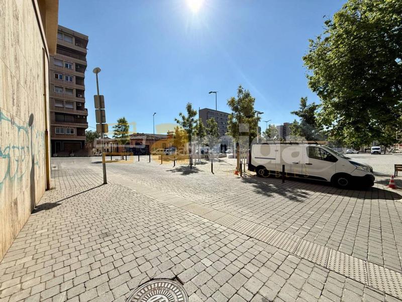 Foto c02460ab-92d0-42f2-963f-fc6aab9374ca. Locale commerciale in Centre Sabadell