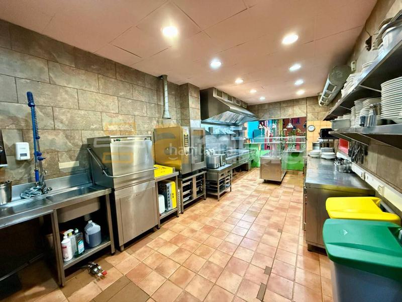 Foto 3e3081df-b5db-402d-8049-2f94035b2530. Traspaso local comercial traspaso restaurante equipado , barrio de Gràcia en Sabadell