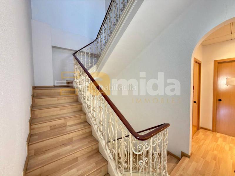 Foto 6cc29bfe-8dd8-44ef-8ec6-dd72dd453120. Edificio  en venta en Gràcia en Gràcia Sabadell