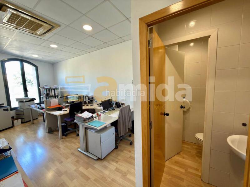 Foto dca6e439-1d1d-4618-be71-c0c9e636a072. Edificio  en venta en Gràcia en Gràcia Sabadell