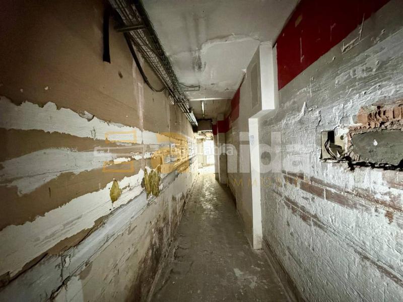 Foto 27e2f1ad-93b8-40c3-8183-374228e419ef. Locale commerciale in Poble - Casc Antic Castellar del Vallès