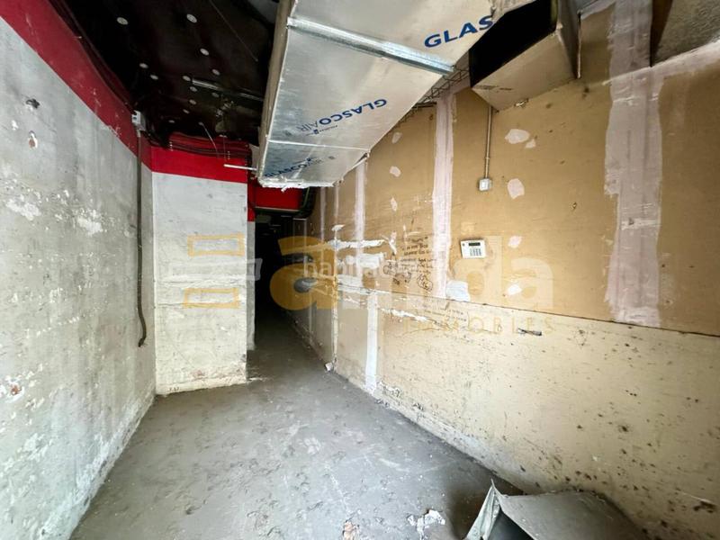 Foto 3deebaad-6b17-4bf1-b9a2-166f673f4beb. Locale commerciale in Poble - Casc Antic Castellar del Vallès