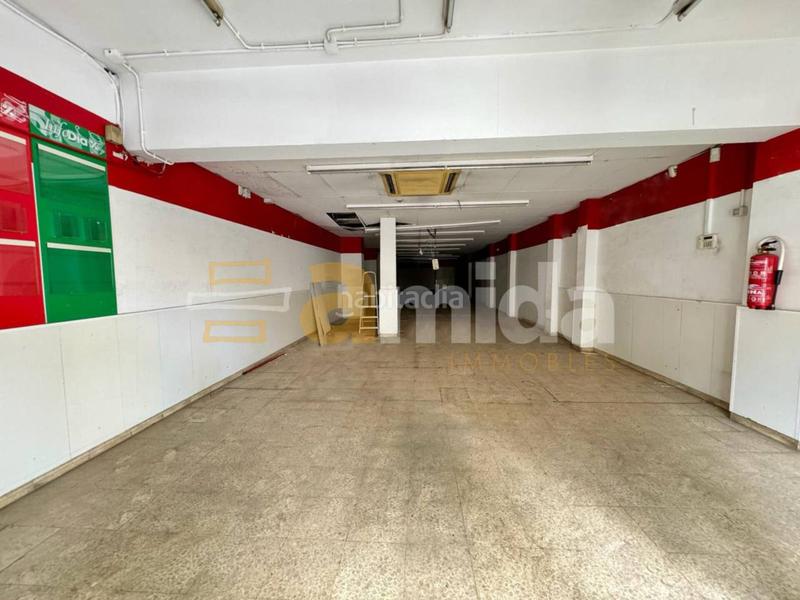 Foto 6961eb7a-1ab5-4217-91a2-f520d2b06ebd. Locale commerciale in Poble - Casc Antic Castellar del Vallès