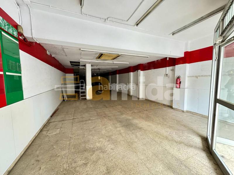 Foto fe39846c-61dd-4d8f-9579-cfee44347cda. Locale commerciale in Poble - Casc Antic Castellar del Vallès