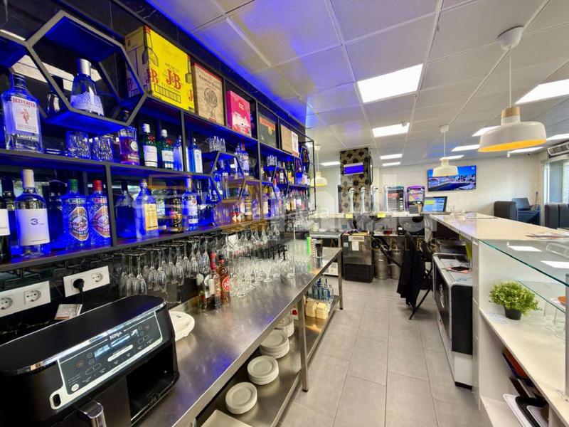 Foto 02d2ddd5-1253-4ec8-a136-dbef1eae4568. Pas-de-porte local commercial dans Parc d´Europa Barberà del Vallès