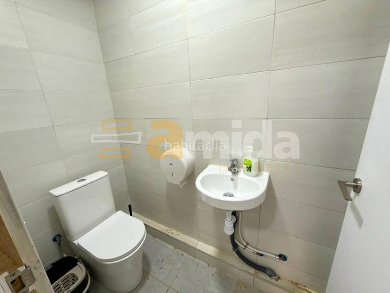 Foto 2036914e-a867-48ee-a3d7-d61aaa263128. Transfer business premise in Parc d´Europa Barberà del Vallès