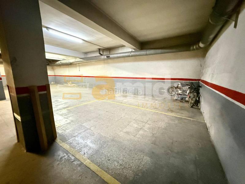 Foto 7e865546-6d45-41ac-a11e-fe0433e06af1. Parking voiture dans Can Pantiquet Mollet del Vallès