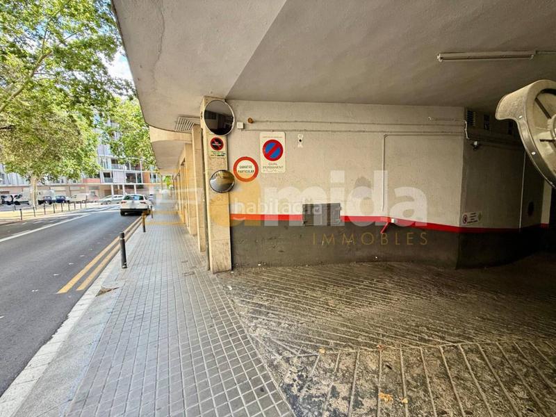 Foto 0b9f2b51-d899-4e0c-8407-158634006e6d. Aparcament cotxe a Centre Sabadell