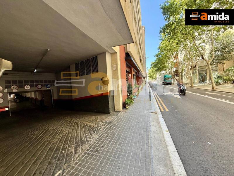 Foto 6eb87792-7137-41e0-82cb-506a443e1bb5. Aparcament cotxe a Centre Sabadell