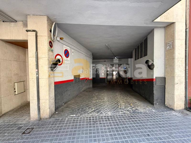 Foto 80140a62-7974-47bd-9851-1e882de18ca7. Aparcament cotxe a Centre Sabadell