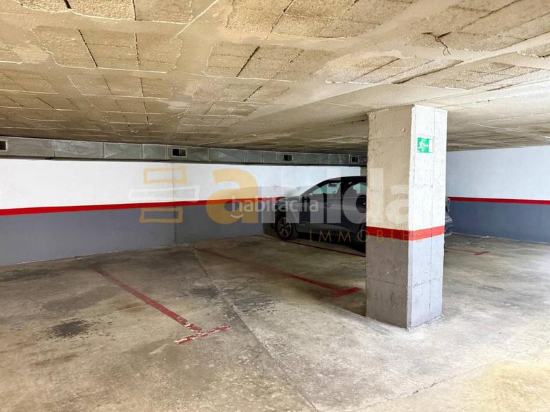 Foto 9603e38e-7d7b-4209-a873-c20744895298. Aparcament cotxe a Centre Sabadell