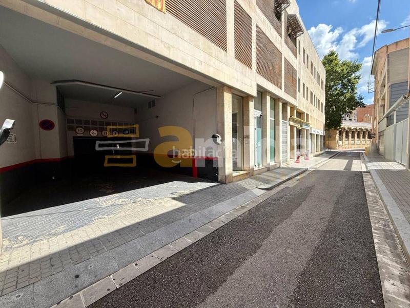 Foto a05f7861-5f58-4534-9a49-fb73e922e6d0. Aparcament cotxe a Centre Sabadell