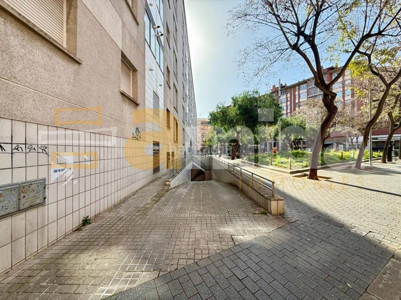 Foto c0c360da-3af5-40fb-9de6-255c02e2538b. Parking voiture dans Creu Alta Sabadell