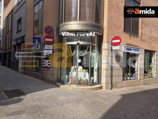Local Comercial en Centre. Magnfico local esquinero en pleno centro de sabadell.