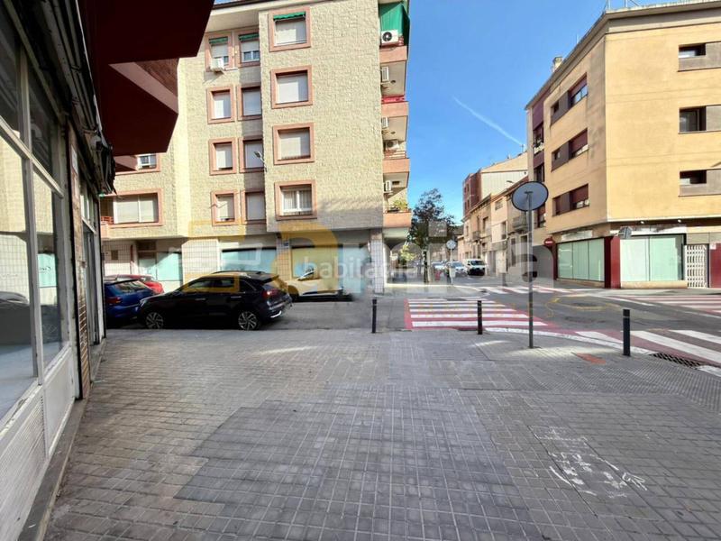 Foto 10beecf1-7277-4184-8569-2bbda967b804. Location local commercial dans Centre Sabadell