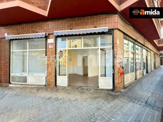 Local commercial à Centre