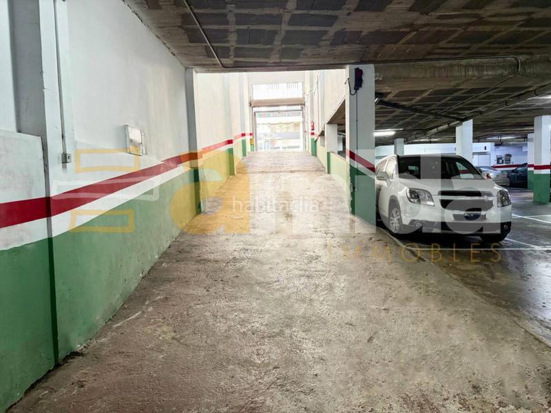 Foto 0ade55b0-ad57-46e0-96f2-9166cbf9d30e. Aparcament cotxe a Centre Sabadell