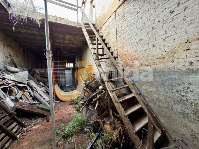 Foto 3c9cc696-be8e-4a22-8485-225e0659fb9e. Casa a Centre Sabadell