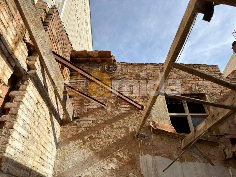 Foto 8caf9038-7807-4933-a12f-8e6a76c55054. Casa a Centre Sabadell