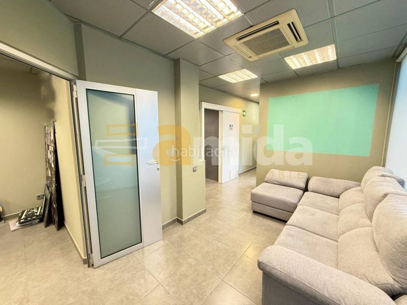 Foto 74652a6f-860d-4efe-a92a-ea53189d5ce8. Local comercial a Centre Sabadell