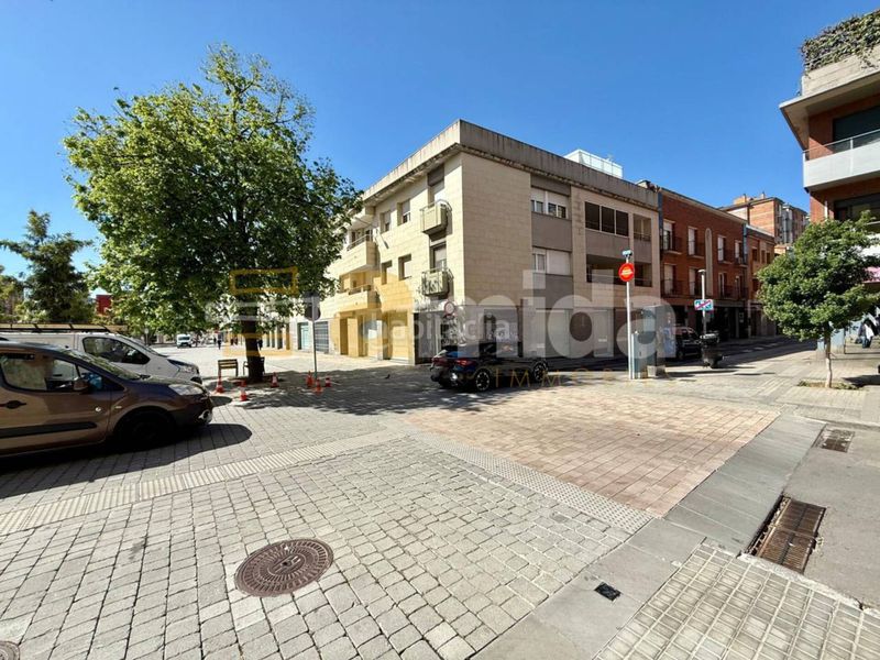 Foto 8662fae0-33c0-4ae9-82f0-6e4dd45390ac. Local comercial a Centre Sabadell