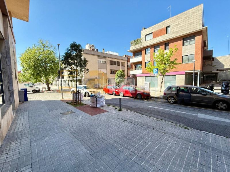 Foto 8b5aab65-1351-426c-8a7c-e5c14e2f6292. Local comercial a Centre Sabadell